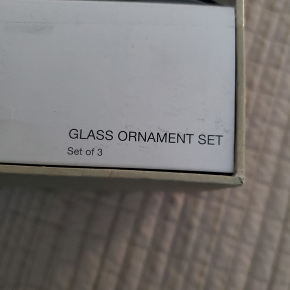 Jason Wu Glass Ornament Set  of 3. - Picture 4 of 16